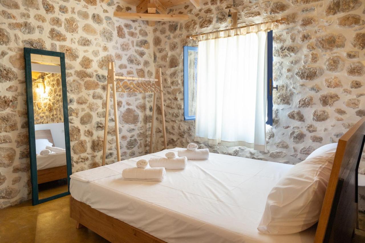 Ferienwohnung Rocksecret Edge Kalamata Exterior foto