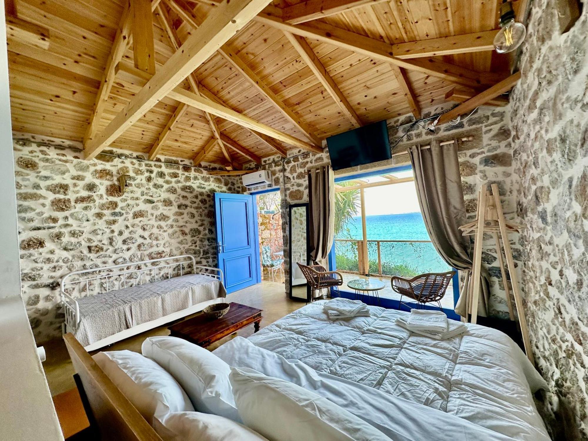 Ferienwohnung Rocksecret Edge Kalamata Exterior foto