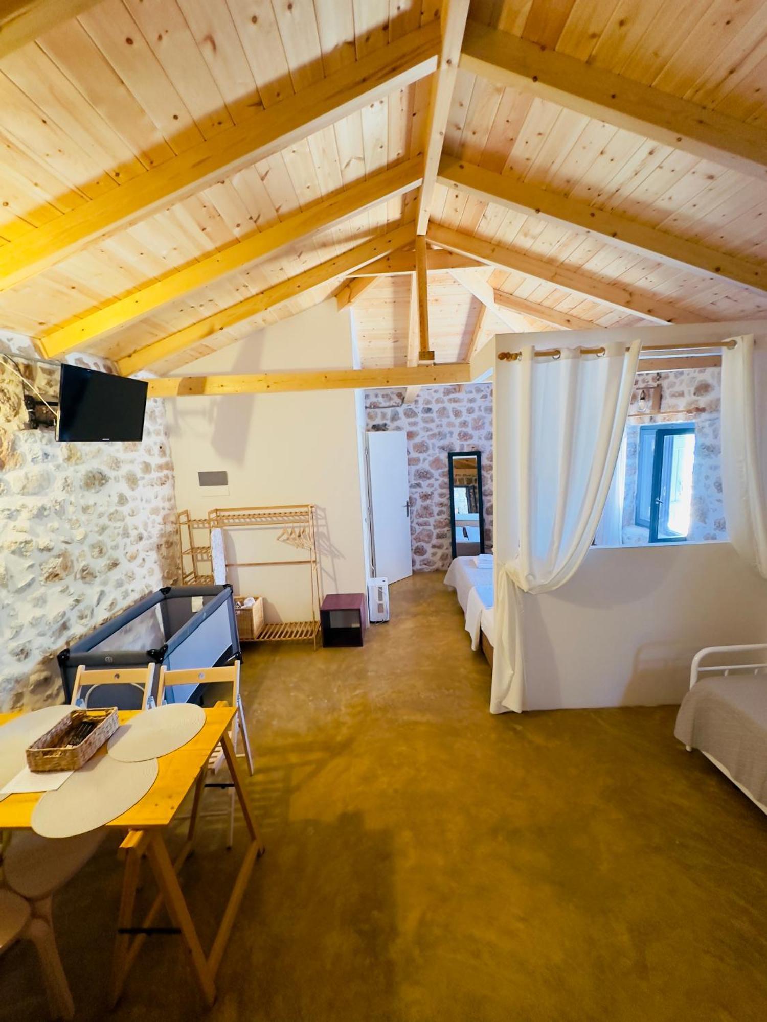 Ferienwohnung Rocksecret Edge Kalamata Exterior foto